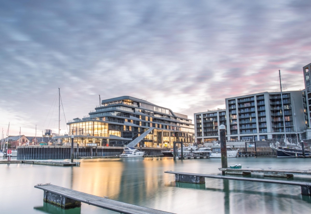 New-25m-superyacht-style-hotel-open-in-Southampton